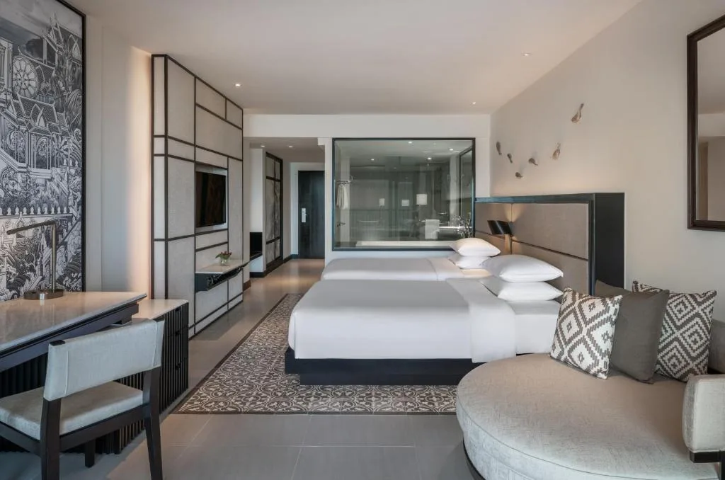 Hyatt Regency Phuket Resort: another view