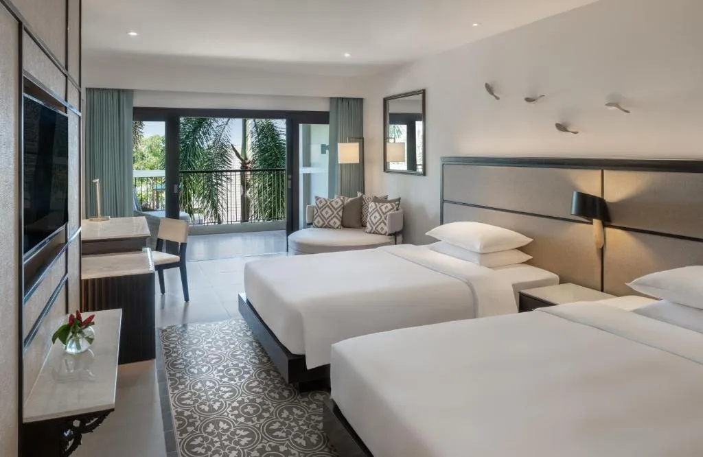 Hyatt Regency Phuket Resort: another view