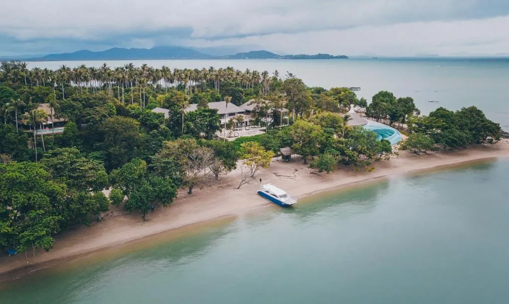 Island Escape Burasari