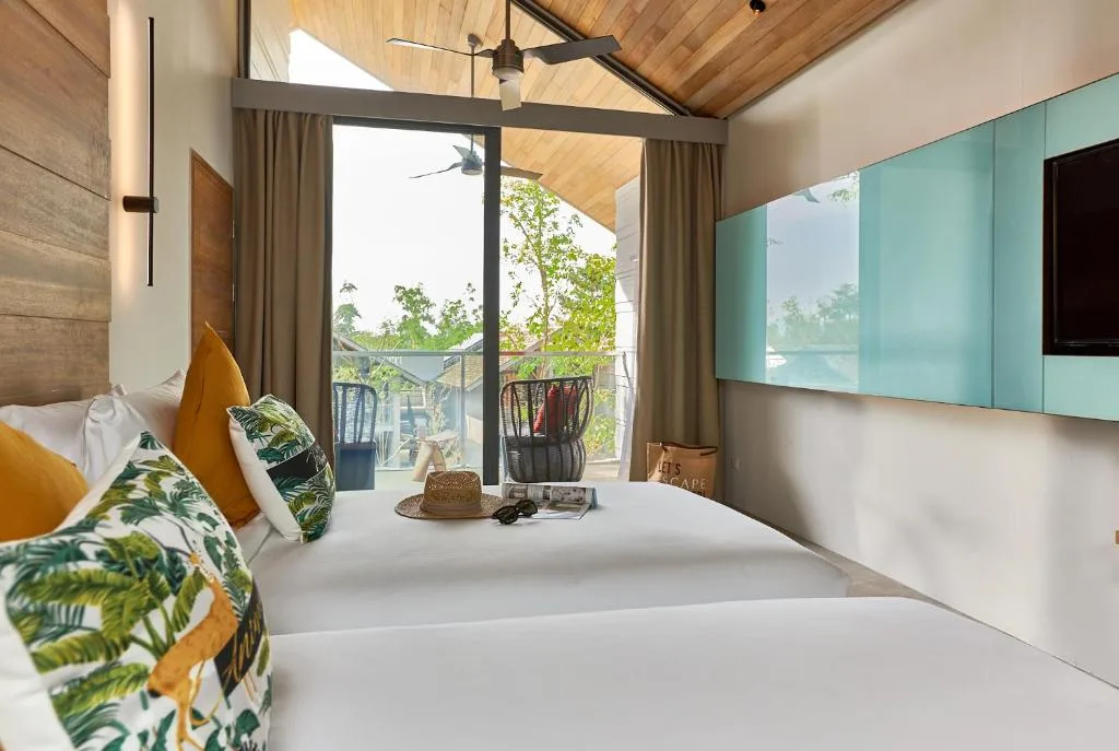 Island Escape Burasari: another view