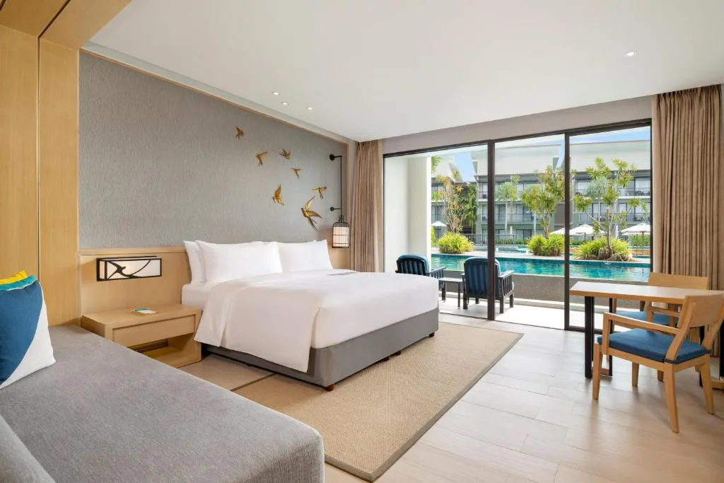 Le Meridien Khao Lak Resort & Spa: another view
