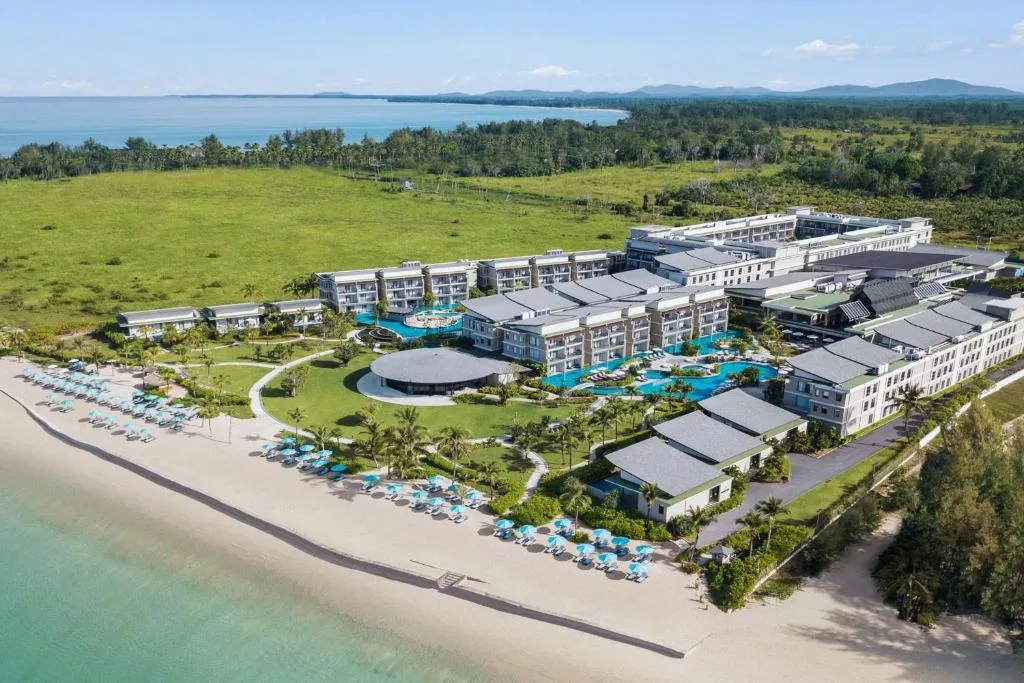 Le Meridien Khao Lak Resort & Spa: another view