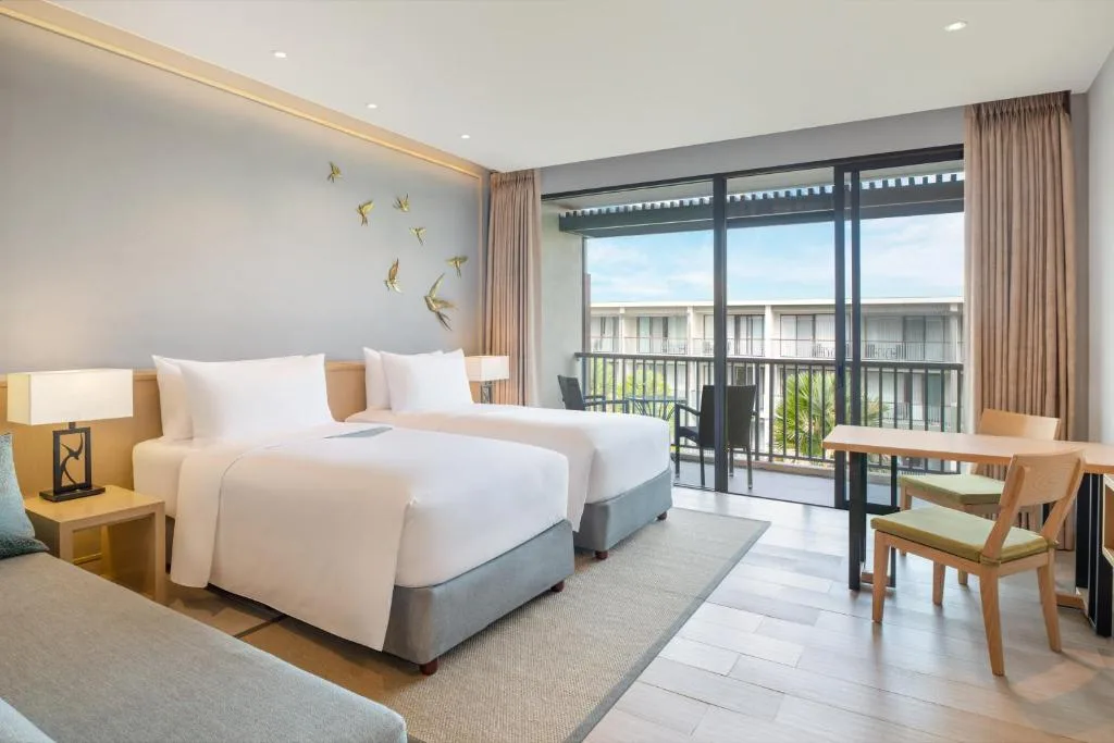 Le Meridien Khao Lak Resort & Spa: another view