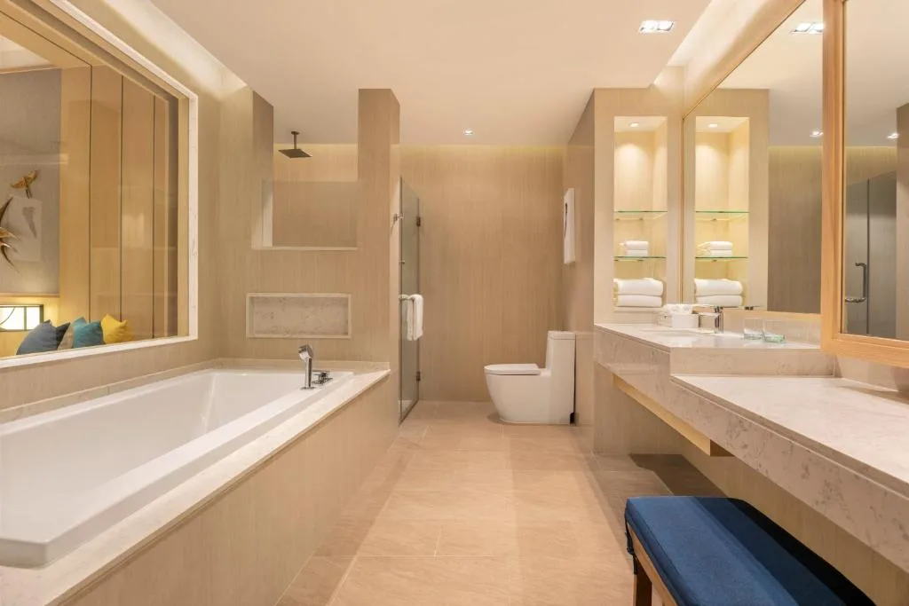 Le Meridien Khao Lak Resort & Spa: another view
