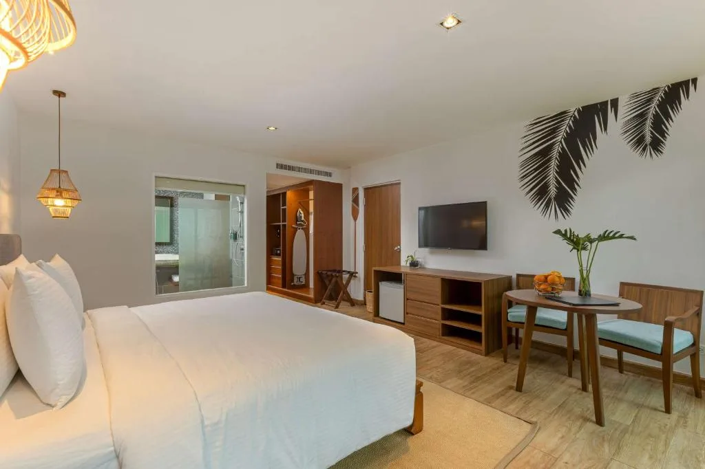Outrigger Khao Lak Beach Resort: another view