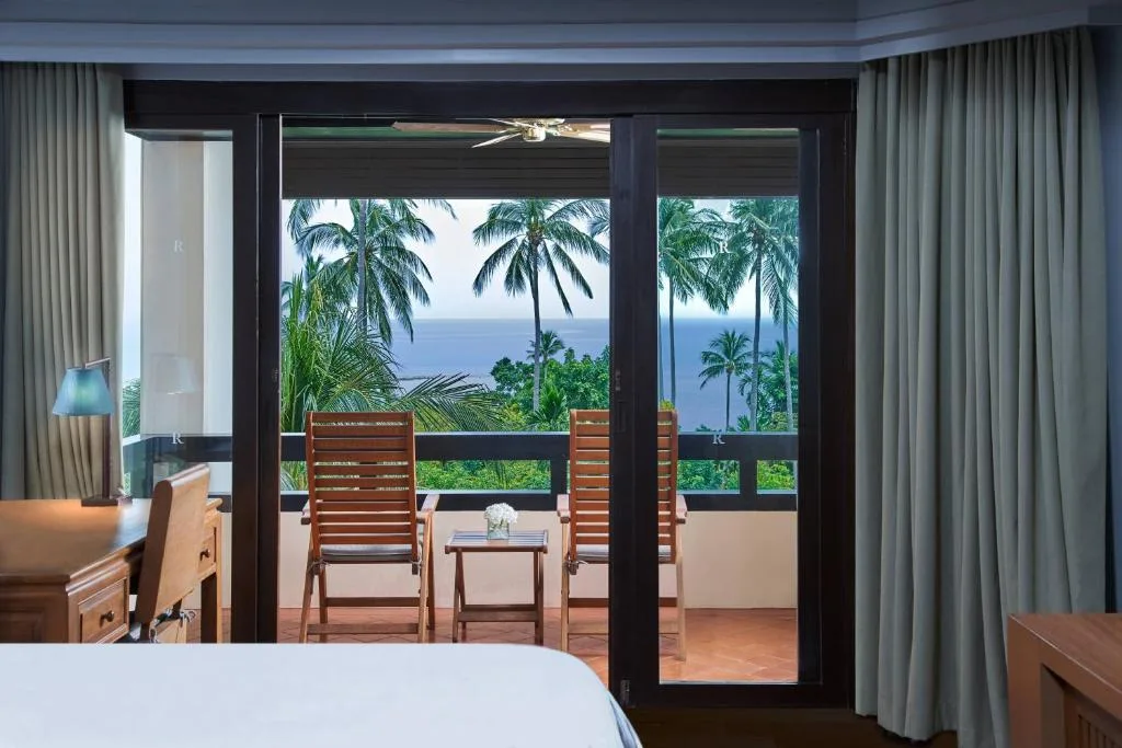 Renaissance Koh Samui Resort & Spa: another view