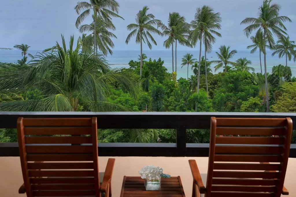 Renaissance Koh Samui Resort & Spa: another view
